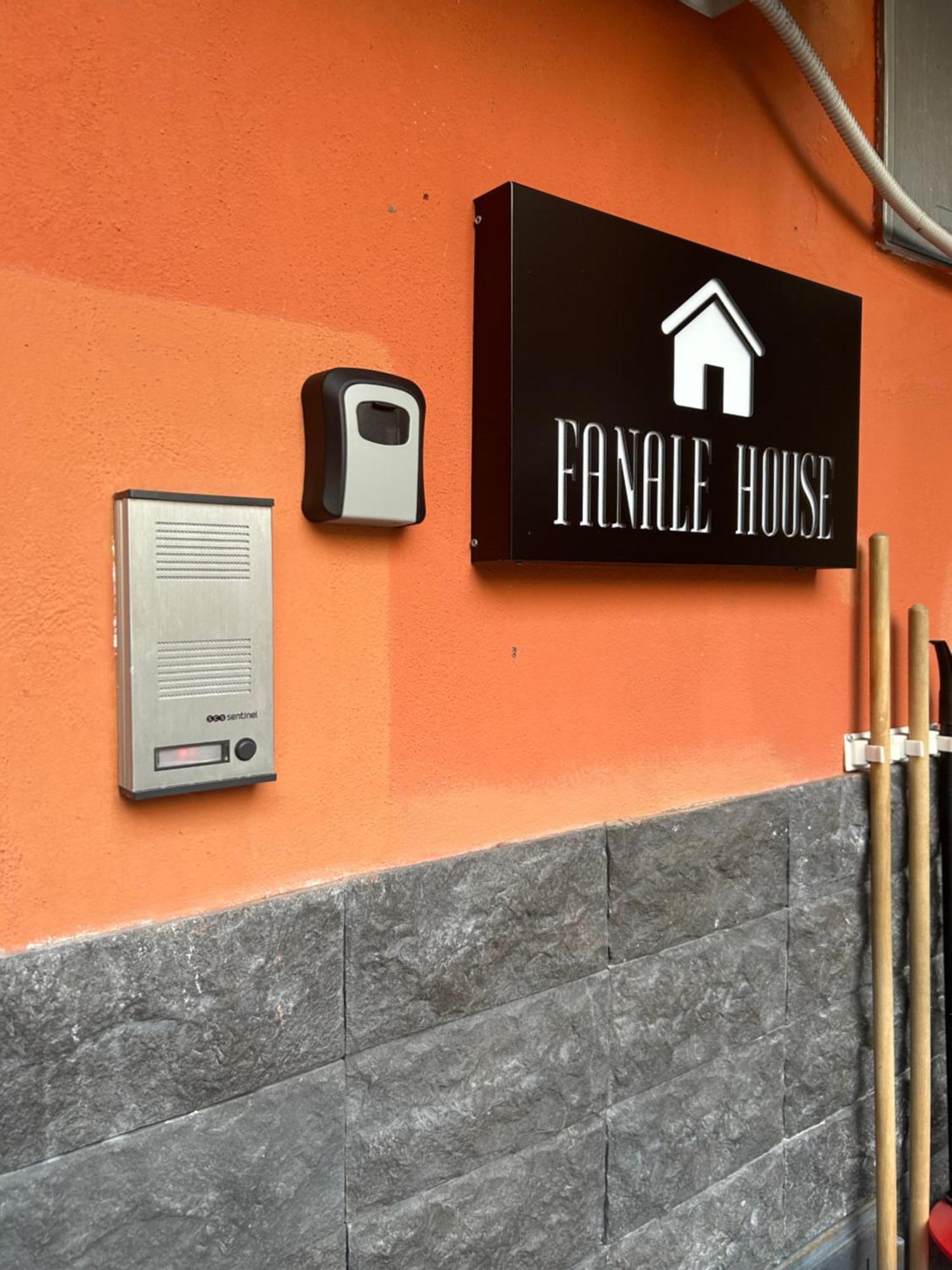 Apartmán Fanale House CTA Exteriér fotografie